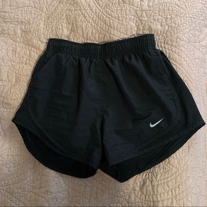 Women’s XS Nike Running Shorts Black